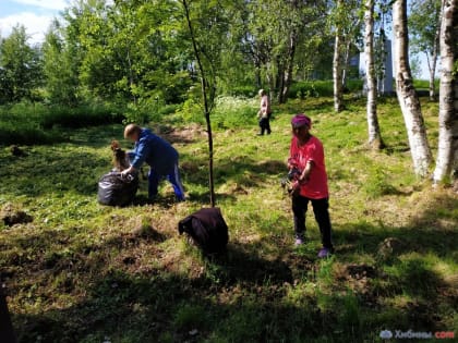 В п. Лесозаводский прошел общепоселковый субботник