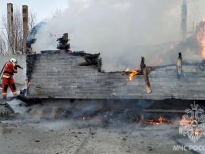 В Ёнском сгорела дача