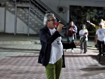 Автор хитов группы «Любэ» выступит в качестве эксперта фестиваля «Капитан Грэй»