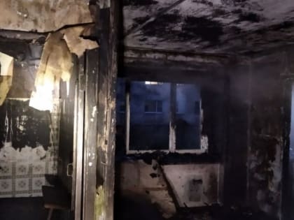 Два подростка пострадали при пожаре в Полярном