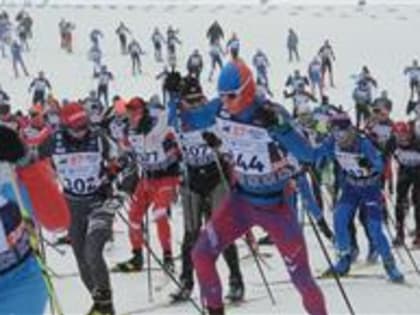 В МУРМАНСКЕ - "НОВОГОДНЯЯ ГОНКА"