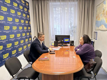 Станислав Гонтарь провел прием граждан в Мурманске