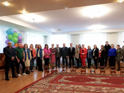 «Единая Россия» посетила Дом ребёнка с благотворительной миссией