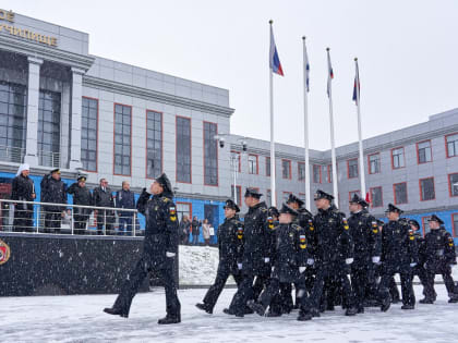 В Мурманском Нахимовском военно-морском училище прошло посвящение в нахимовцы