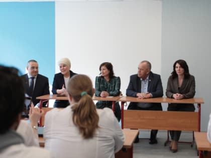 В преддверии Дня медицинского работника прошла встреча с будущими врачами – студентами Мурманского арктического университета