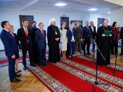 Митрополит Митрофан посетил открытие фотовыставки, посвященной первому Патриаршему международному фестивалю спортивных единоборств и боевых искусств