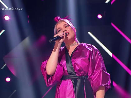 Певица из Мончегорска выступила в музыкальном шоу "Ну-ка, все вместе!"