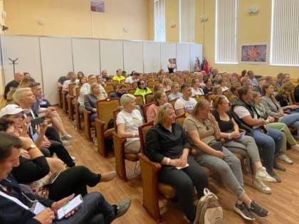 Обучающий семинар для специалистов в сфере молодежной политики «Молодая Арктика» проходит в рамках VIII Арктического фестиваля «Териберка»