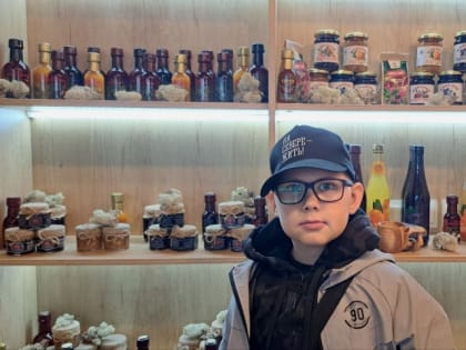 Вкусная экскурсия: юные северяне посетили производственную компанию «Кольский край»