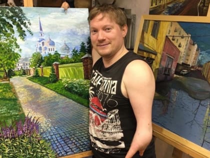 Питерский художник без кистей рук привезет в Мурманск свою выставку