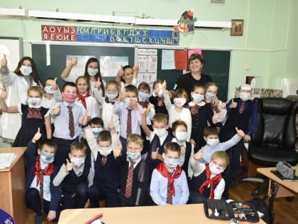 Ученикам прогимназии города-героя Мурманска рассказали о профилактике заболеваний ОРВИ