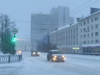 Снег с сильным ветром ожидаются в Мурманской области