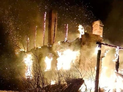 В Корзуново сгорел нежилой одноэтажный дом