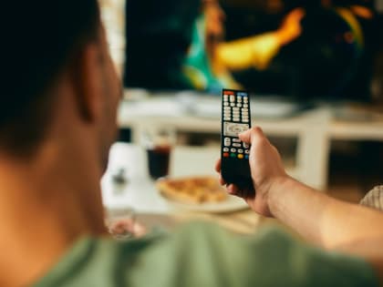 Мурманчанин без спроса вынес из квартиры два телевизора и заработал уголовное дело