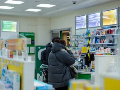 Губернатор Андрей Чибис потребовал от&nbsp;Минздрава подойти к&nbsp;открытию аптеки в&nbsp;Печенги творчески