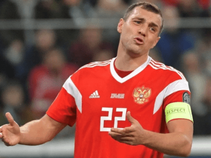 Кто опять подставил Дзюбу? В Сеть слили новое интимное видео футболиста