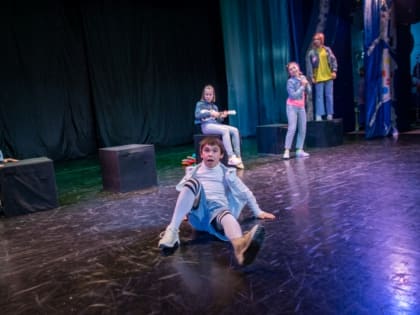 Фестиваль театральных коллективов открылся в Мурманске