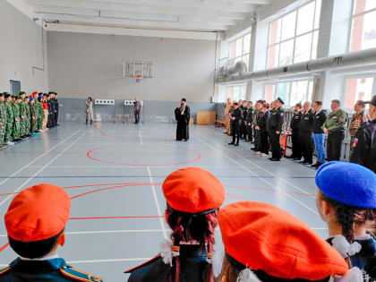 Наместник Феодоритова монастыря благословил участников соревнований «Курс молодого бойца»