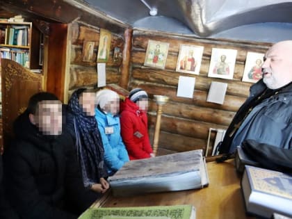 Осужденные зеленоборской колонии прошли духовное окормление