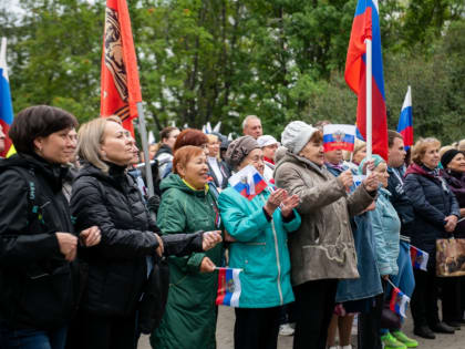 В столице Заполярья отметили День Государственного флага Российской Федерации