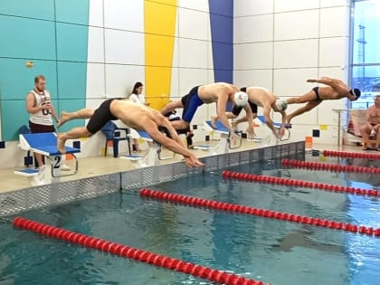 Сотрудники УФСИН достойно выступили на соревнованиях по плаванию