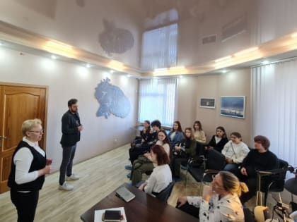 Студенты Мурманского педагогического колледжа познакомились с работой регионального комитета по туризму