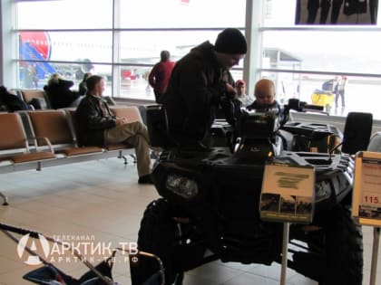 Может ли работодатель отказать мужчине в декретном отпуске? Ответ знает эксперт «SuperJob»