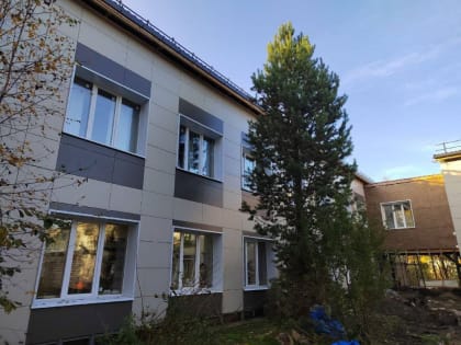 Капитальный ремонт поликлиники и стационара идет в Умбе