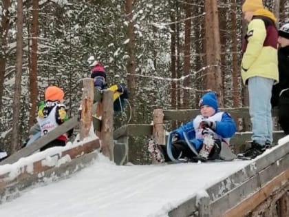 В Кандалакше соревновались юные саночники