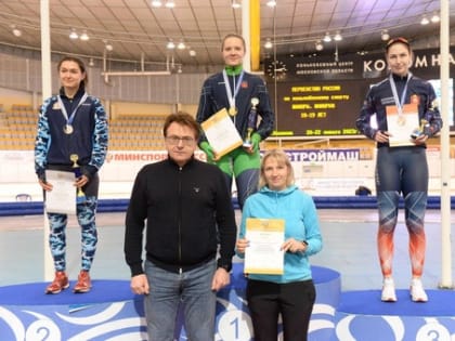 Мурманские конькобежцы успешно выступают на Первенстве России среди юниоров