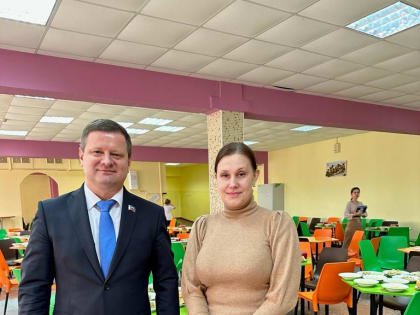 ЛДПР проверила качество питания в школах Мурманска и Североморска