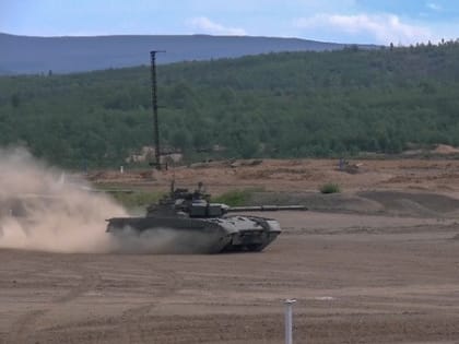 На полигонах  Мурманской области танкисты  Северного флота совершенствуют боевую выучку