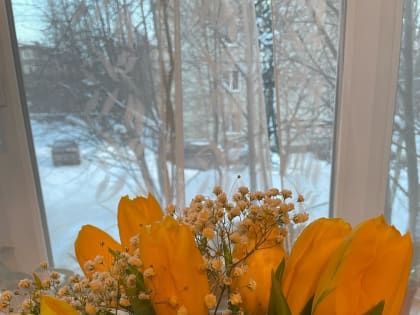 7 марта поздравил жительницу блокадного Ленинграда с наступающим Международным женским днем