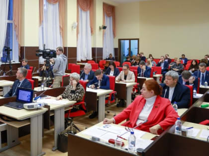 Депутаты Мурманска на заседании обсудят план работы на год и изберут второго заместителя председателя Горсовета