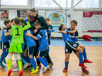 ЮНЫЕ МУРМАНСКИЕ ФУТБОЛИСТЫ - ПОБЕДИТЕЛИ СЗФО