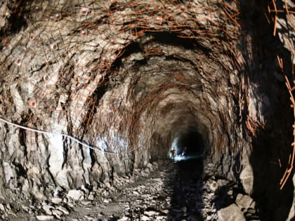 Попавший под обвал породы рабочий шахты в Никеле погиб