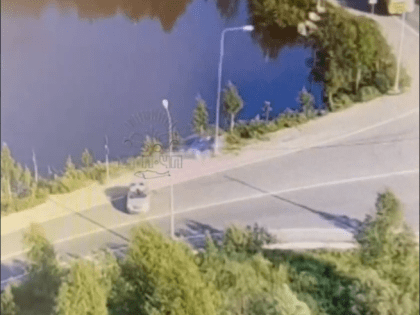 Уходил от погони на угнанном авто с тремя детьми в салоне: в Оленегорске водитель вынудил полицию стрелять