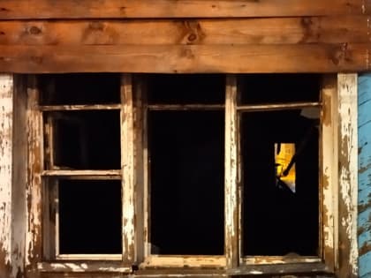 При пожаре в Зашейке эвакуировали четырёх человек