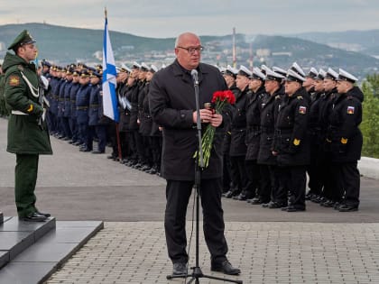 У мурманского «Алеши» зажгли свечи в память о погибших в Великой Отечественной войне