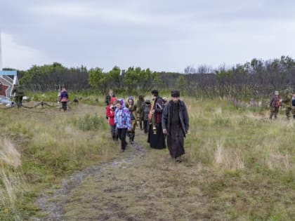 Заполярнинский приход организовал полевую экспедицию по местам боевой славы