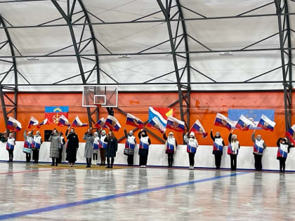 В Снежногорске состоялось долгожданное открытие крытого хоккейного корта