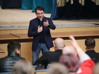 Глава региона Андрей Чибис встретился с жителями ЗАТО Видяево