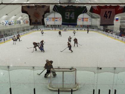 На Северном флоте прошли очередные игры хоккейного турнира на Кубок командующего Северным флотом