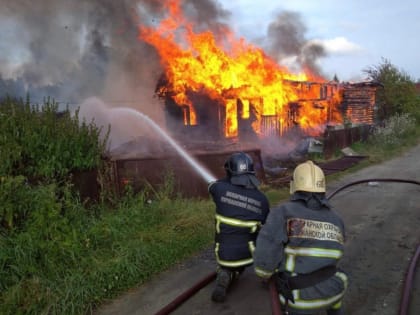 Сгорел дом в Ковдорском районе