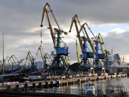Снижение грузооборота в Мурманском морском порту