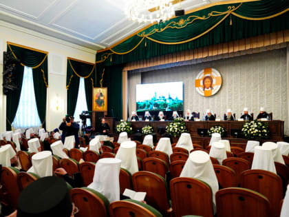 Митрополит Митрофан принял участие в работе Архиерейского Совещания Русской Православной Церкви