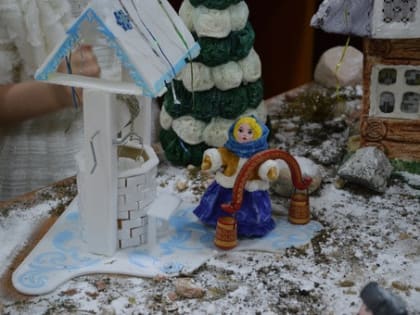 В️ поселке Ёнский  открылась выставка  «Снежная карусель»