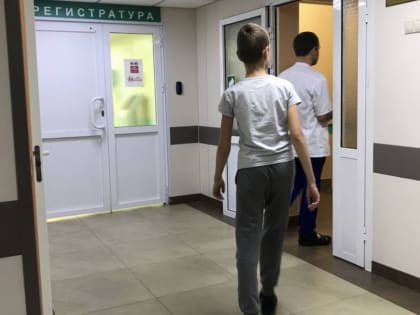Сотрудника школы в Заполярном могут осудить за травмирование детей