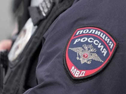 Полиция проводит проверку из-за муляжа бомбы в машине начальника пожарной части в Оленегорске