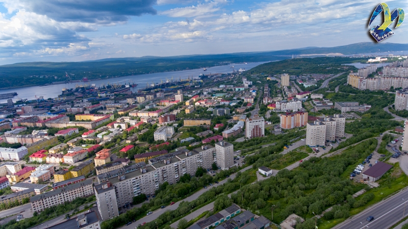 Мурманск апатиты. Полярные зори город. Город Полярный летом. Город Полярные зори Мурманской области. Полярные зори 13 Мурманск.